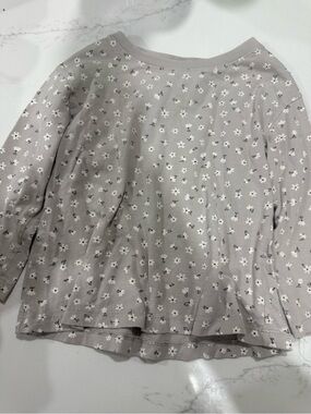 Zara Light Gray Floral Long-Sleeve Tee